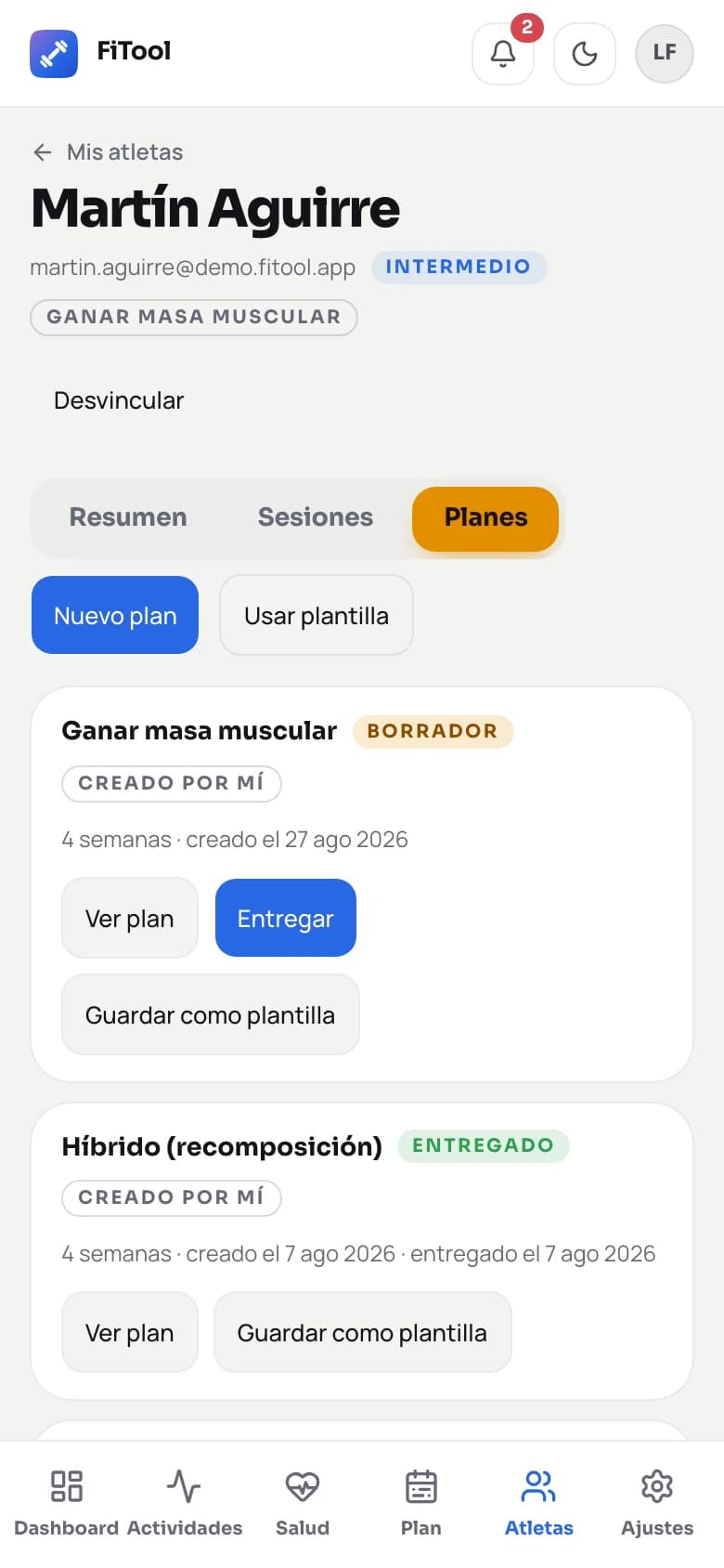Planes de un atleta en FiTool Coach: borrador, plan entregado y reutilización como plantilla